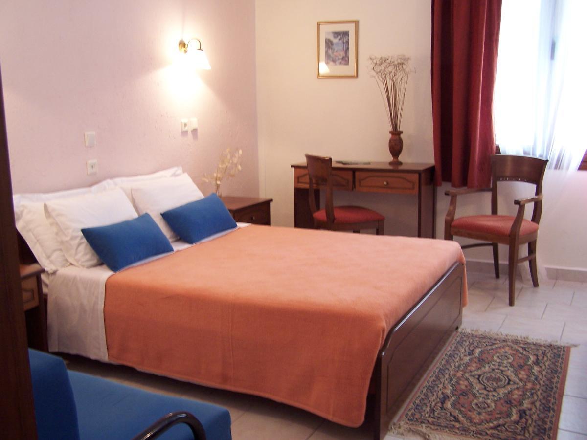 Valia Calda Hotel Perivoli  Cameră foto
