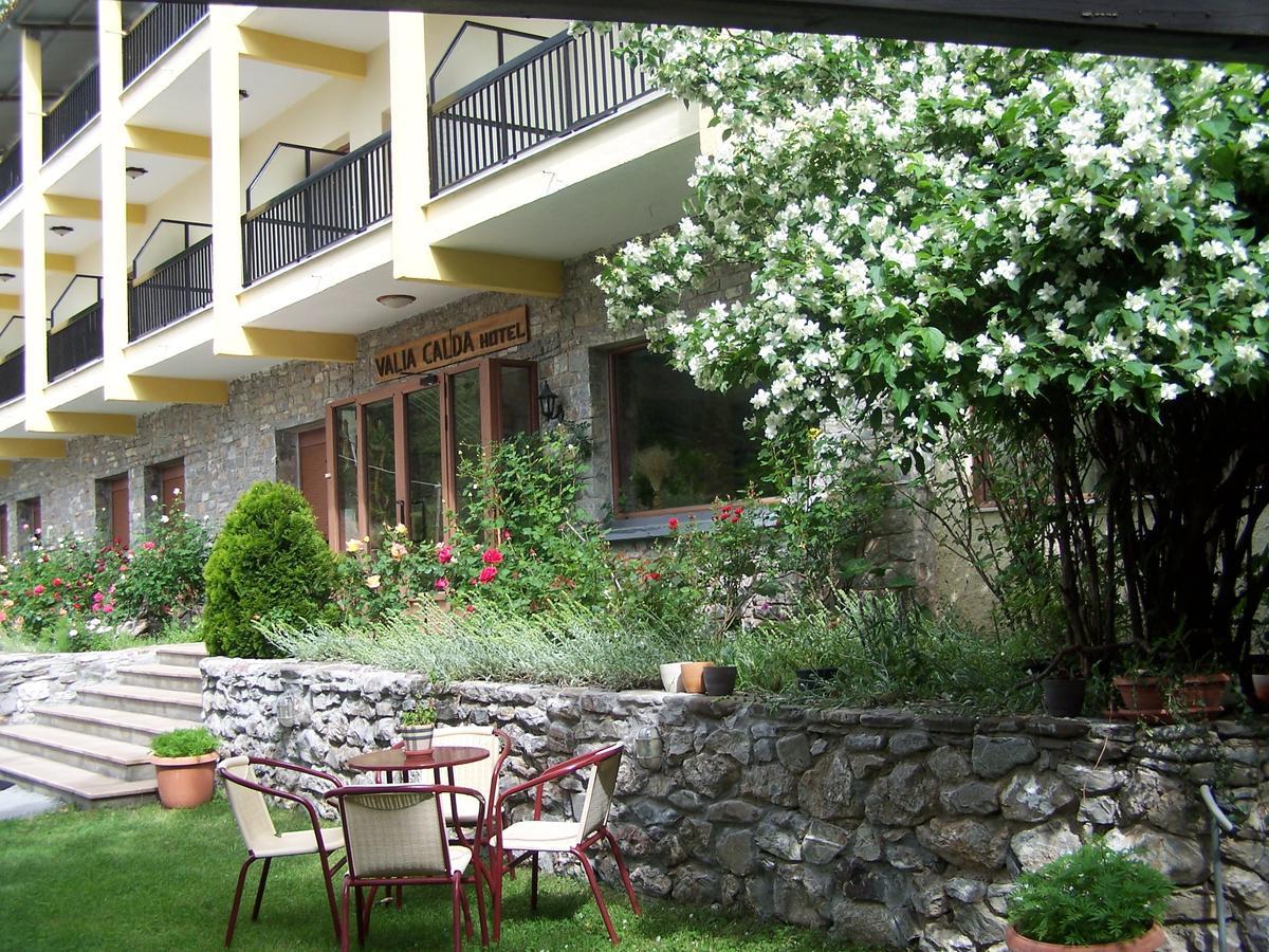 Valia Calda Hotel Perivoli  Exterior foto